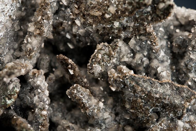 SMITHSONITE on TENNANTITE after CHALCOCITE (repaired)